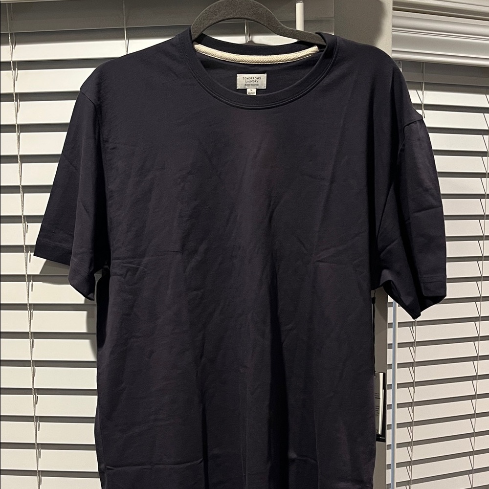 Tomorrows Laundry Essential Modern Tee Nine Iron (Navy) Crew Neck T-Shirt Size L